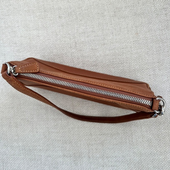 Vintage Y2K Coach Soft Brown Leather Demi Hampton Pochette Purse 7785 - Picture 3 of 12